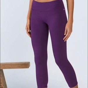 Fabletics Salar Solid PowerHold® Capri  Large